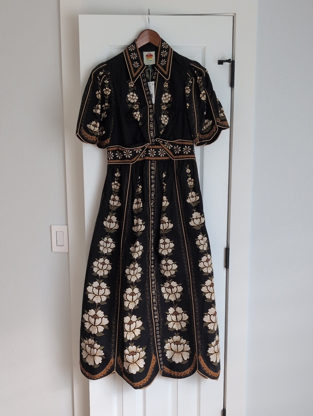 Farm Rio Floral Dress NWT - Picture 4 of 6
